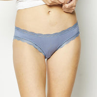 STRIPE & STARE BASIC BLUE KNICKER BOX