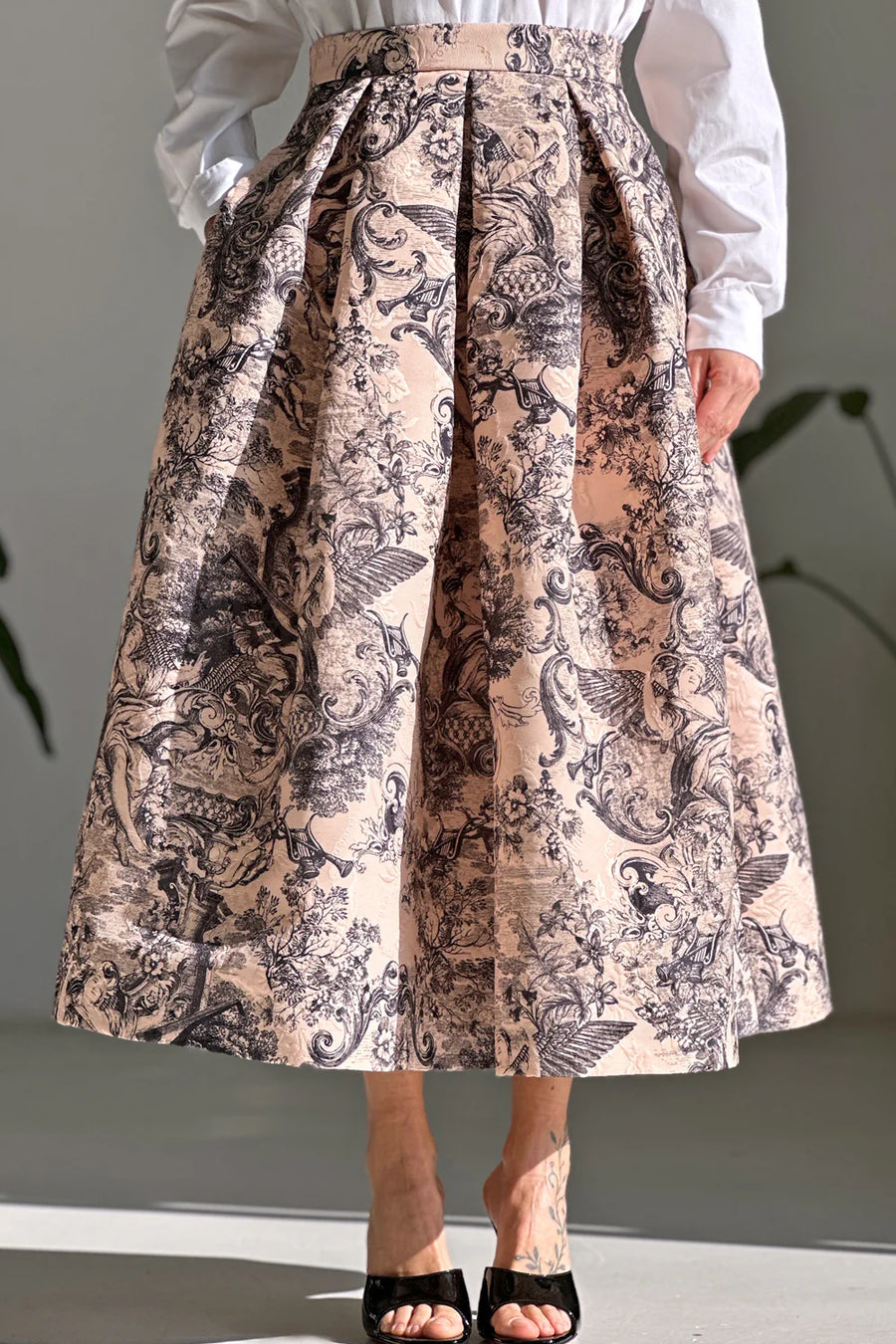 LUNATICA MILANO MIDI SKIRT IN PINK/BLACK JAQUARD PRINT