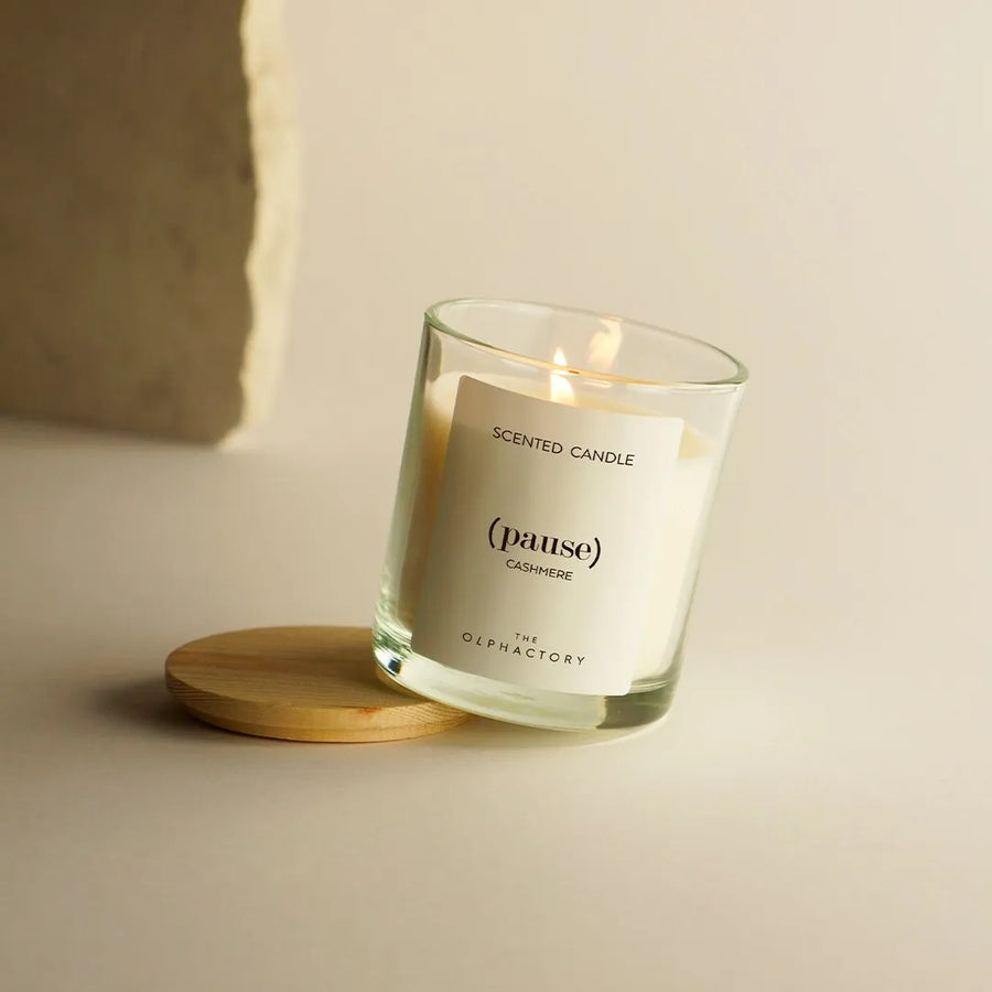 THE OLPHACTORY SCENTED CANDLE (pause) CASHMERE