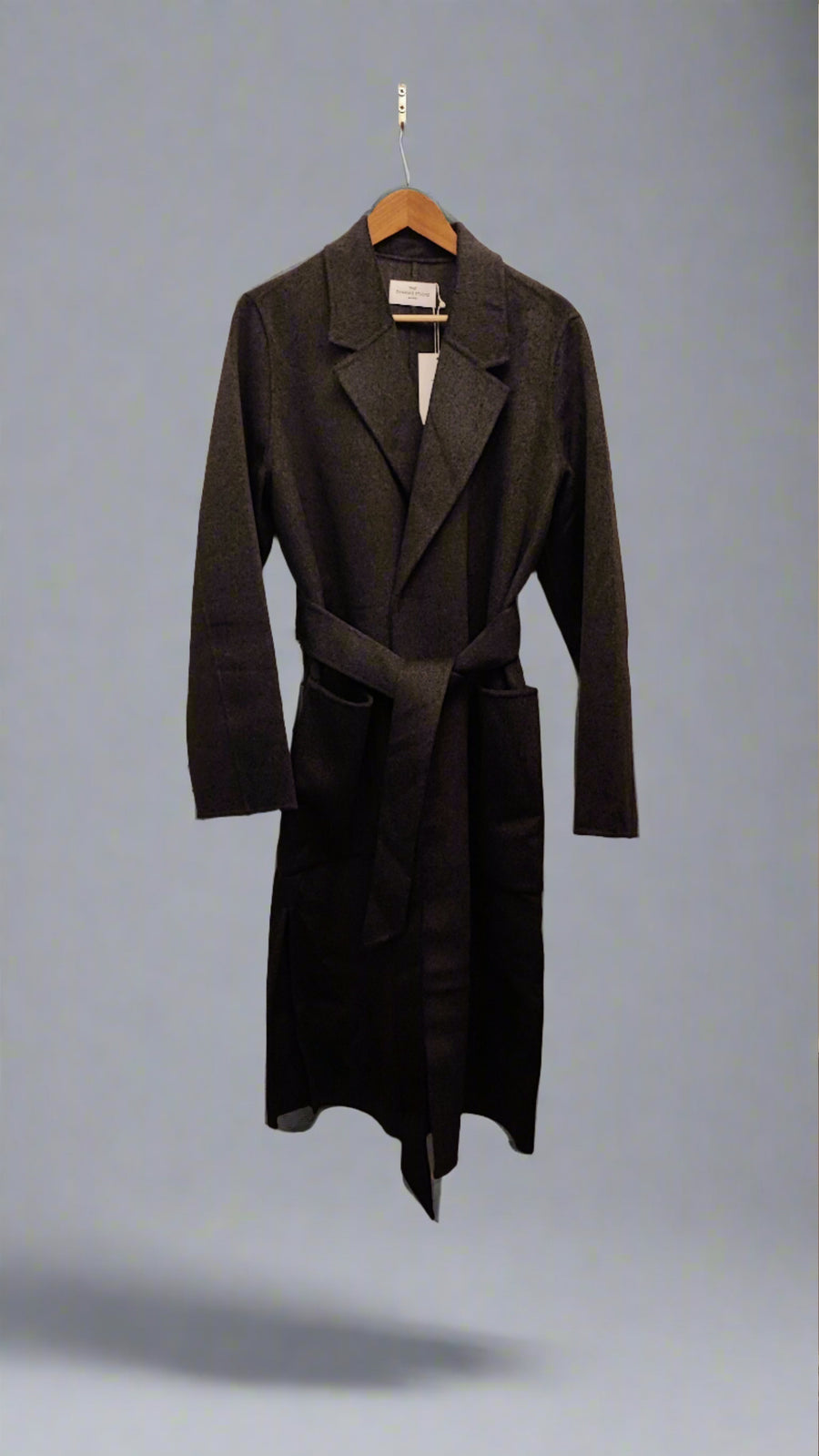 THE DYNAMIS STUDIO MILAN BELTED COAT IN SMOKE