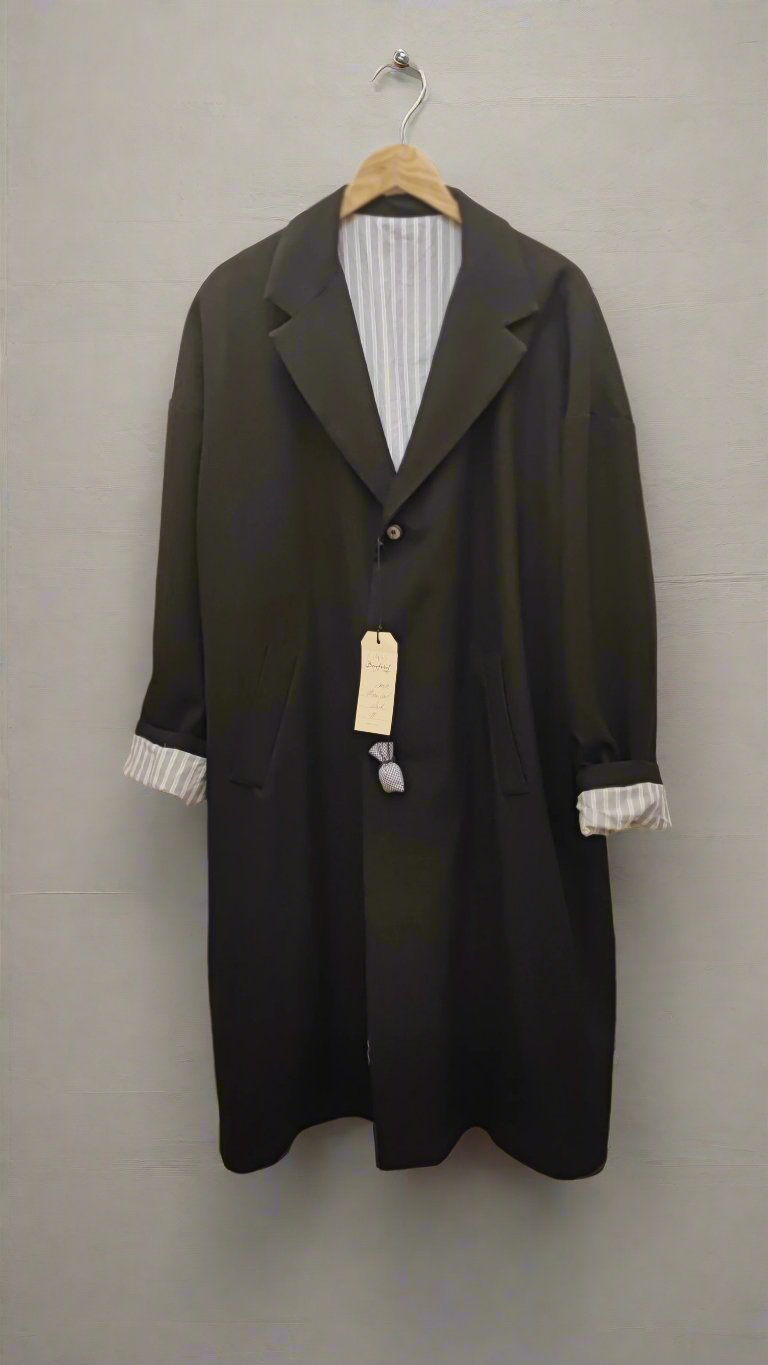 BERGFABEL MOON COAT IN BLACK