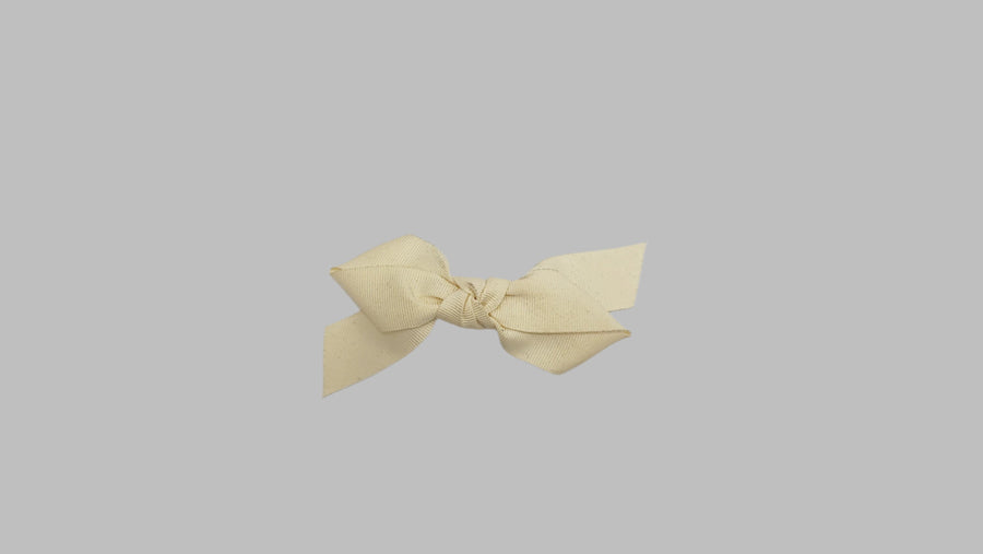 JENNIFER OUELLETTE GROSGRAIN BIG BOW BARETTE IN CREAM