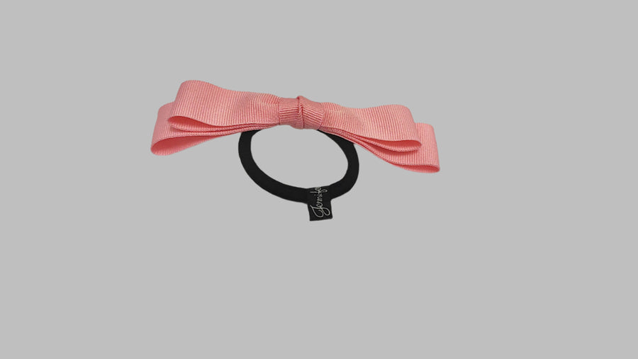 JENNIFER OUELLETTE GROSGRAIN DOUBLE BOW PONYTAIL HOLDER IN PINK