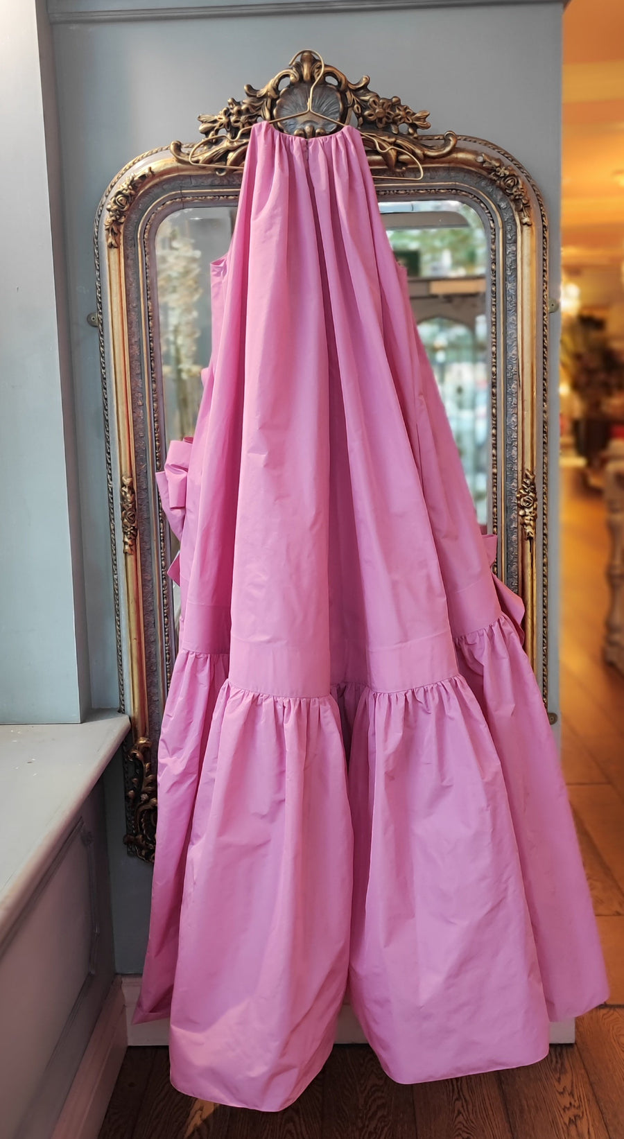 THE 2ND SKIN LONG TAFFETA SLEEVELESS MAXI DRESS IN PINK