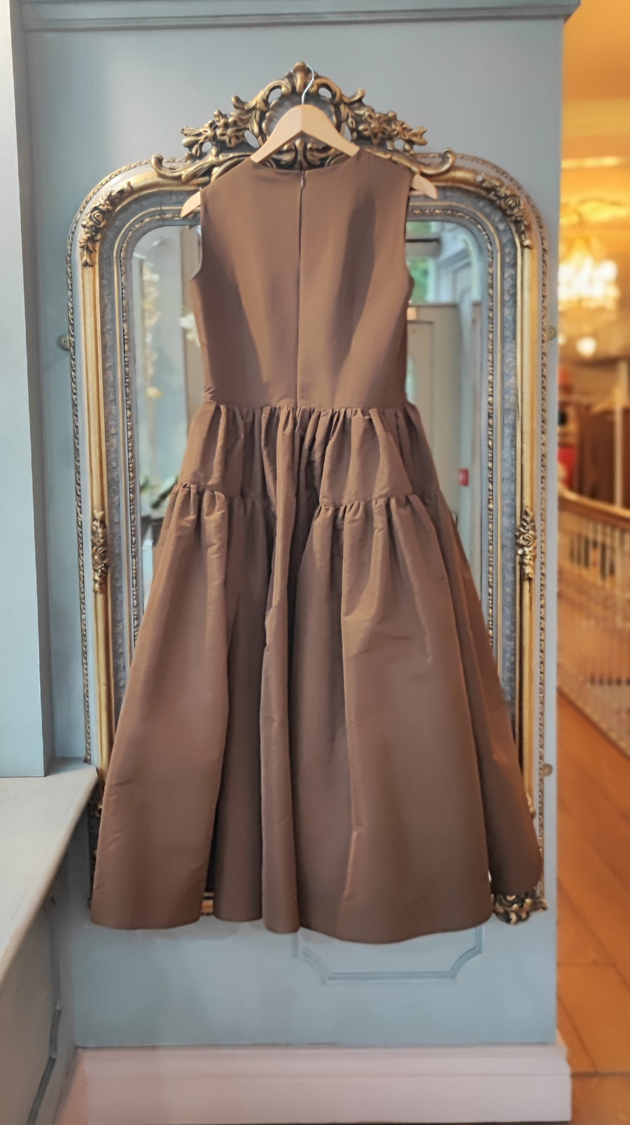 THE 2ND SKIN SLEEVELESS TAFFETA DRESS WITH BOWS IN BROWN