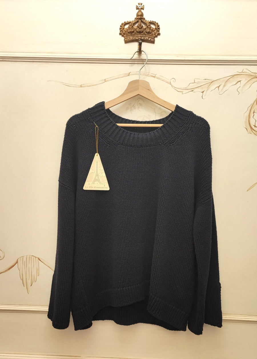 LA FEE PARISIENNE CHUNKY SILK KNIT CREW NECK IN NAVY