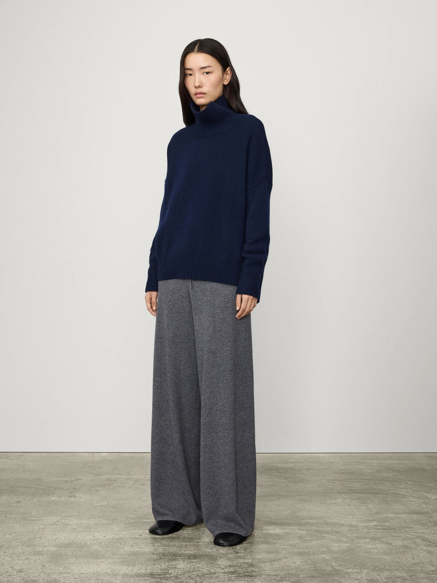 LISA YANG HEIDI SWEATER IN NAVY
