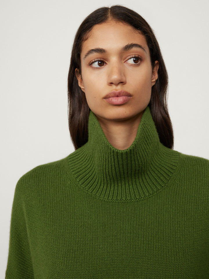 LISA YANG HEIDI SWEATER IN MATCHA