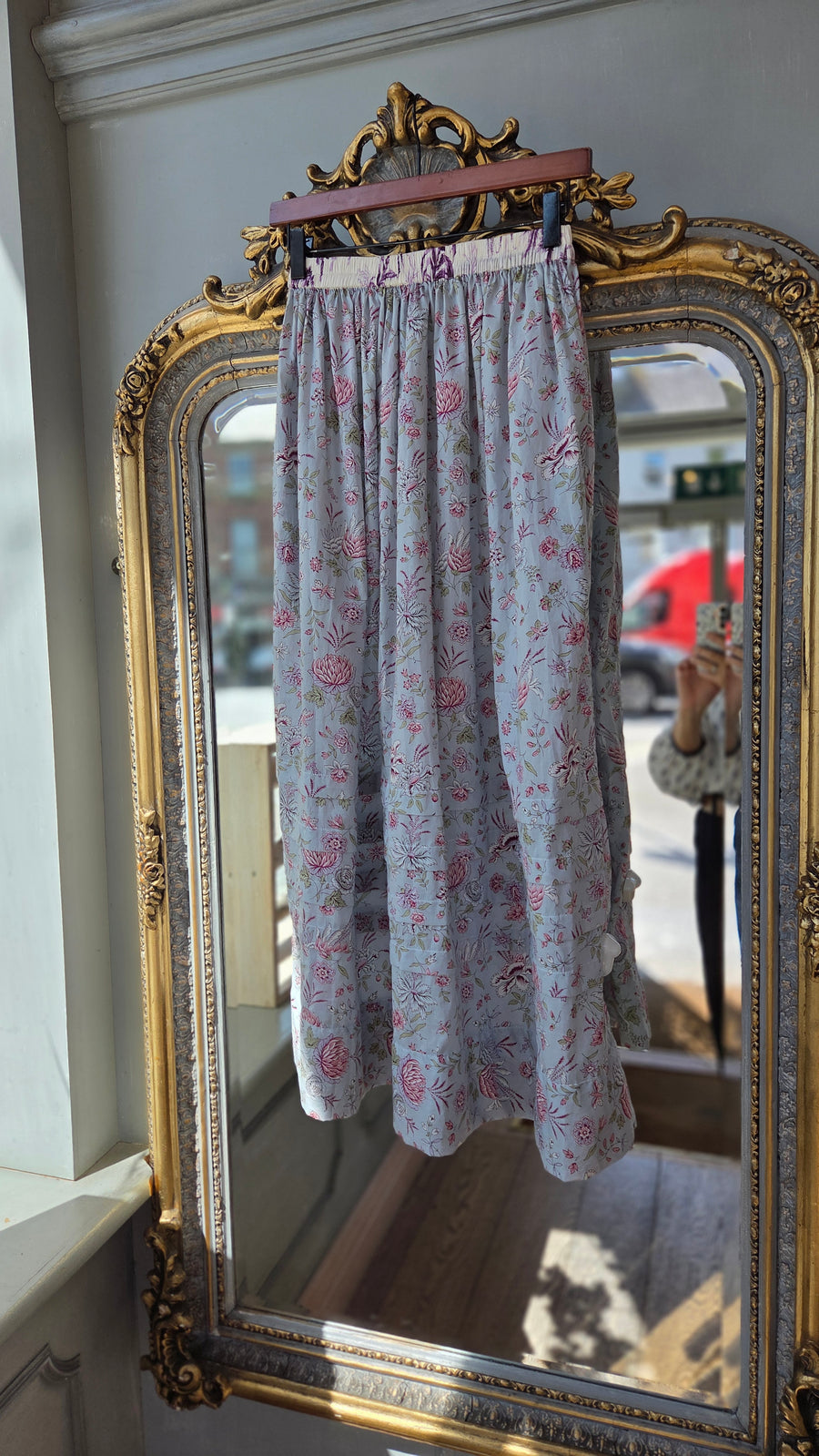 CLARAMONTE SKIRT IN LIGHT PURPLE WITH SMALL FLORAL DESIGN