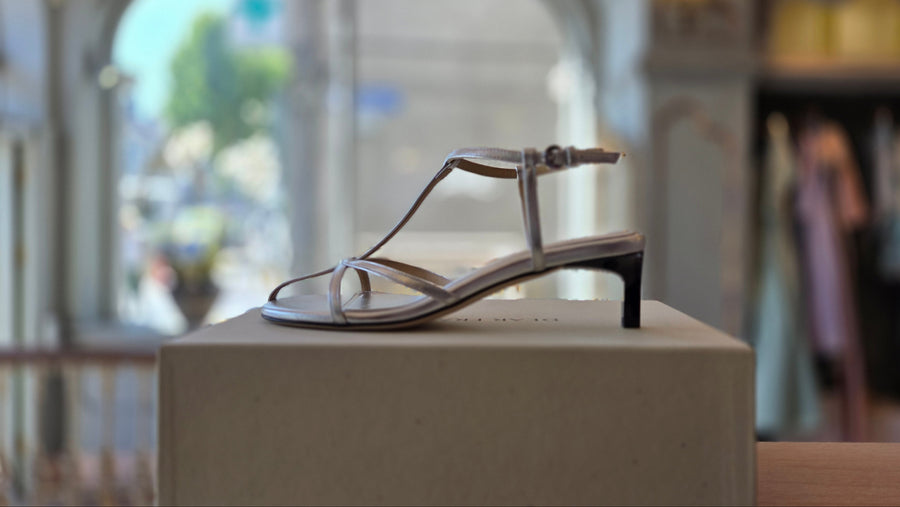 DEAR FRANCES TEE SANDAL IN SILVER