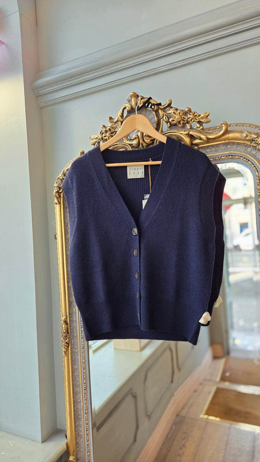 JUMPER 1234 BOYFRIEND BUTTON VEST IN NAVY