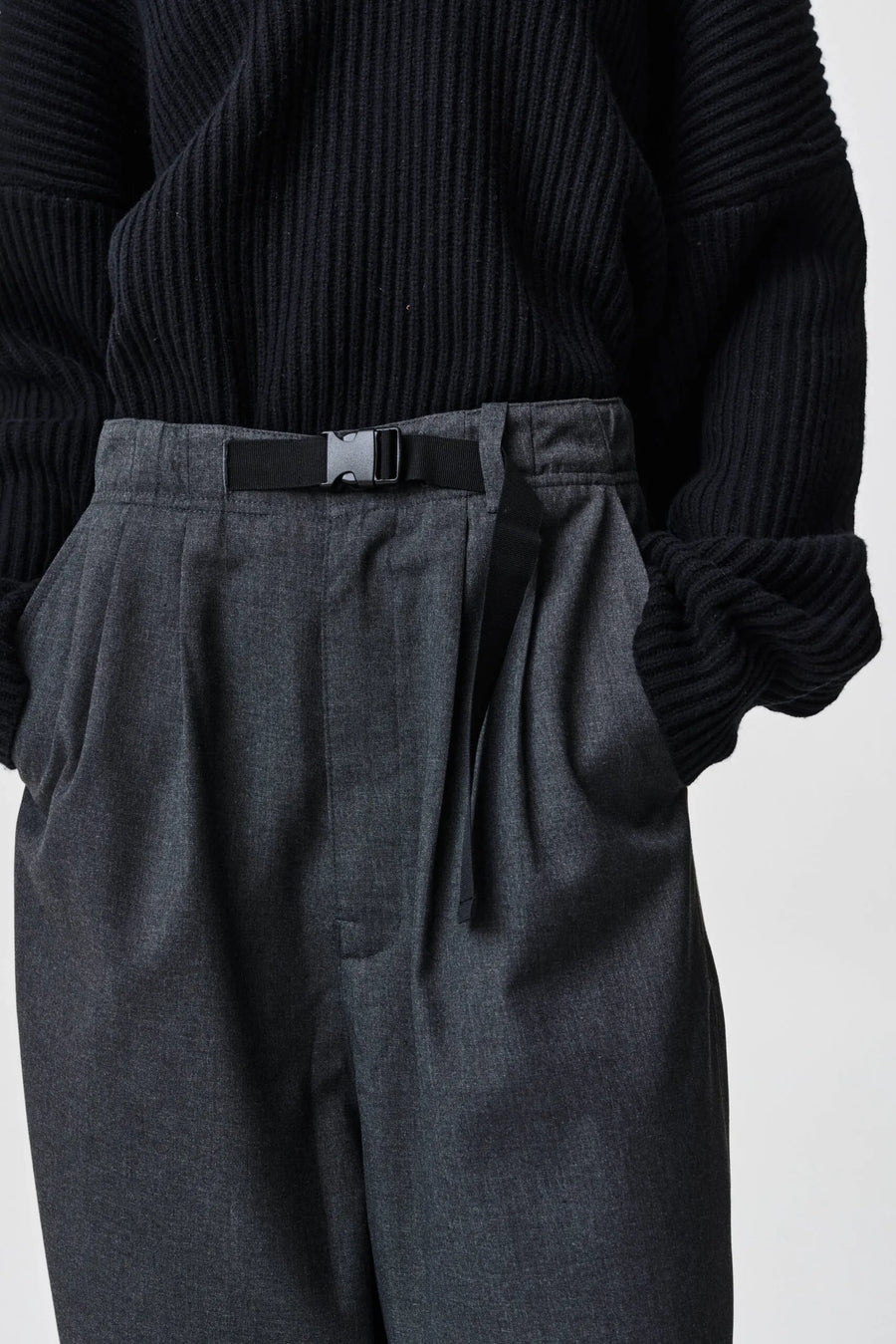 ADNYM MATSU TROUSERS IN TROPICAL GREY