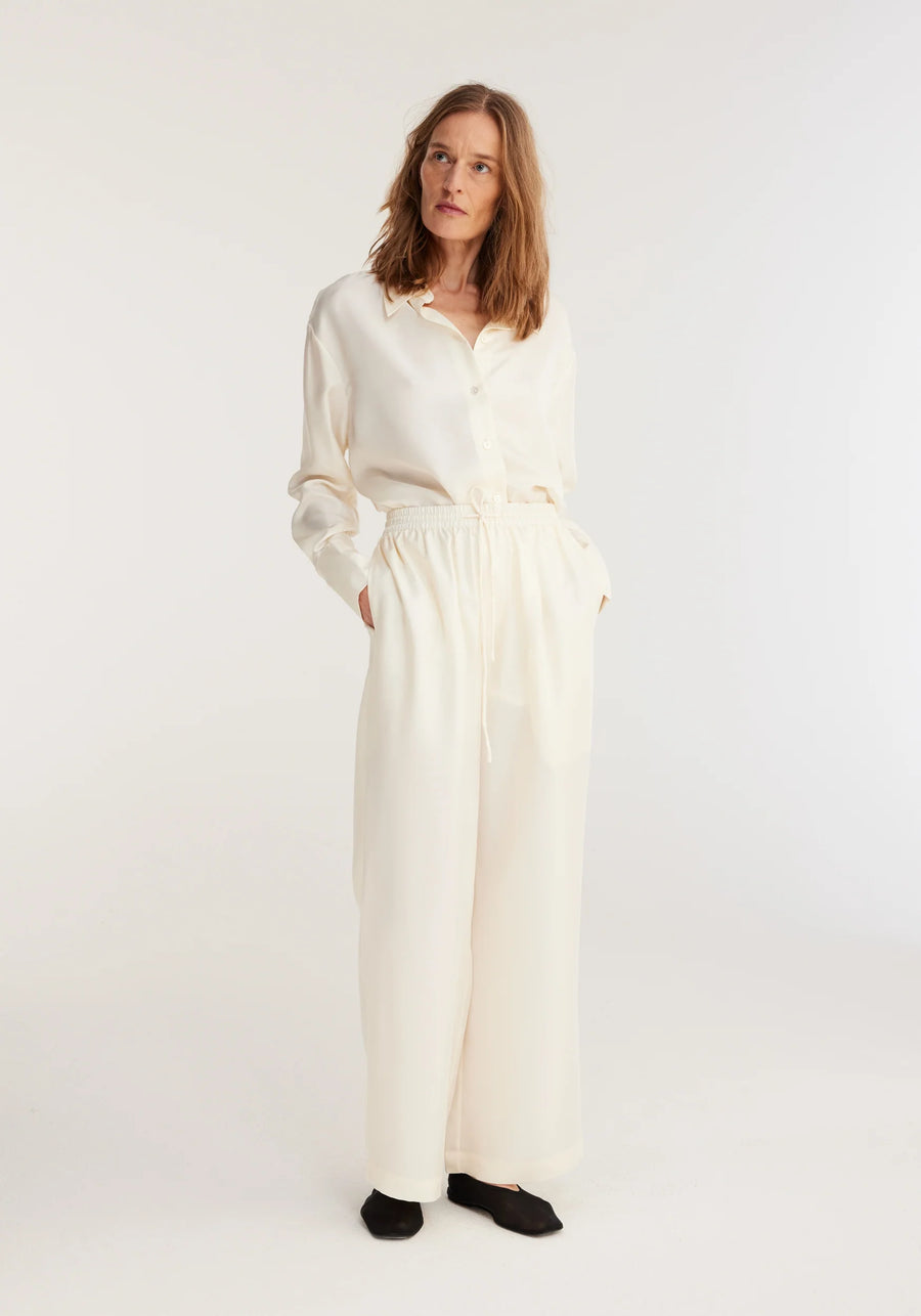 ROHE WIDE LEG SILK TROUSERS IN CREAM