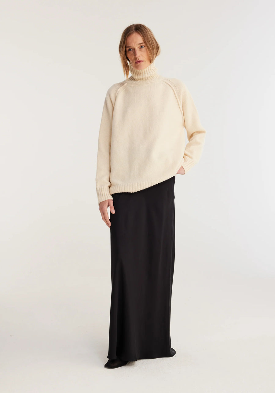 ROHE WIDE LONG SATIN SKIRT IN BLACK