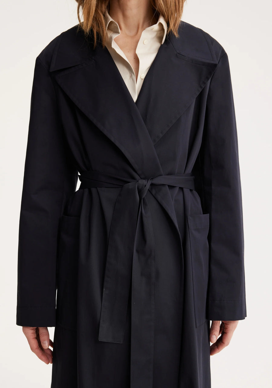 ROHE LONG WRAP TRENCH COAT IN NIGHT