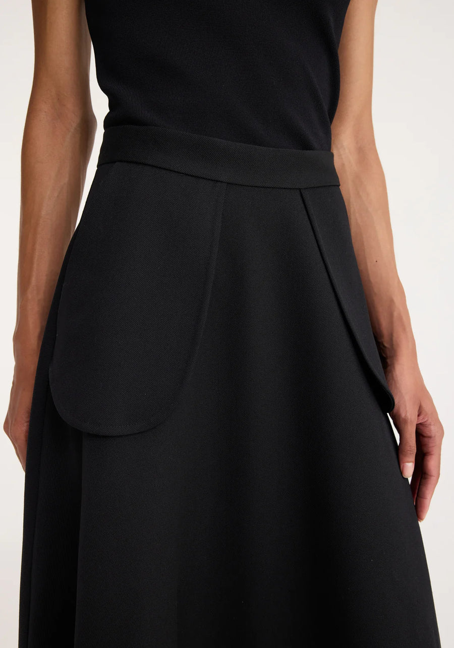 ROHE A-LINE EXTERNAL POCKET SKIRT IN BLACK