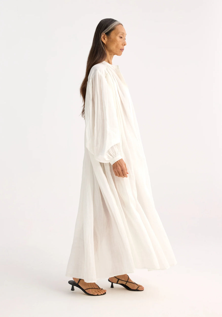 ROHE PLEATED DRESS IN OPTIC WHITE