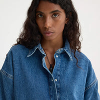 ROHE SILK DENIM OVERSIZED SHIRT IN MID DENIM BLUE