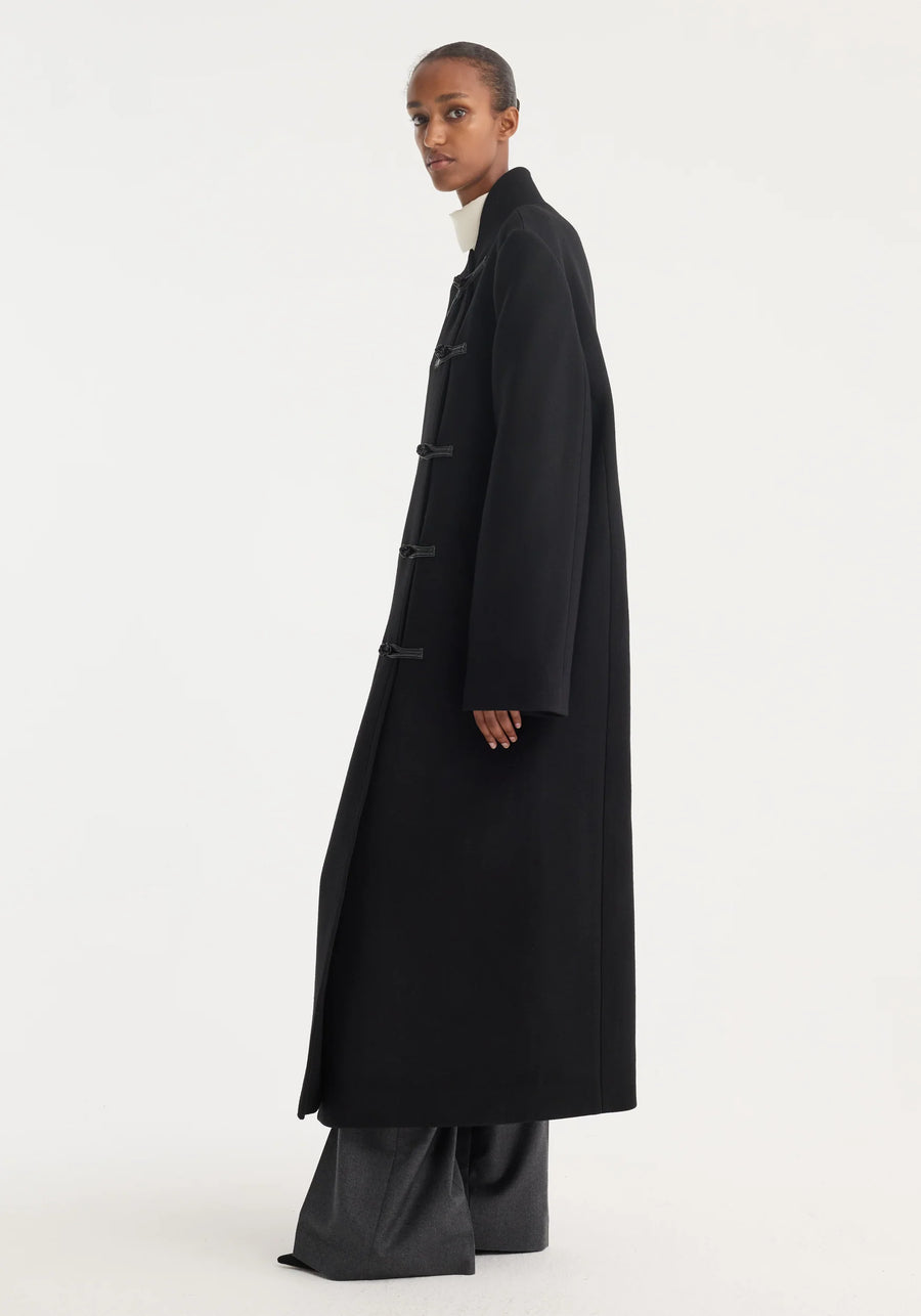 ROHE MANDARIN WOOL COAT IN BLACK
