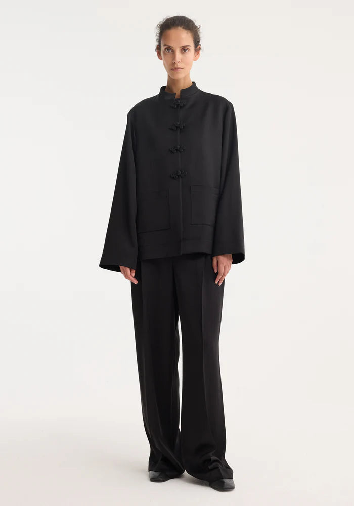 ROHE MANDARIN SATIN JACKET IN BLACK