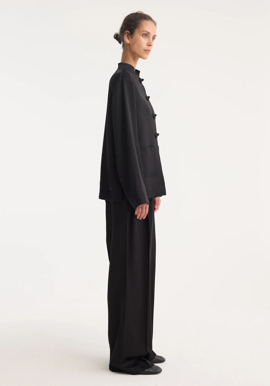 ROHE MANDARIN SATIN JACKET IN BLACK