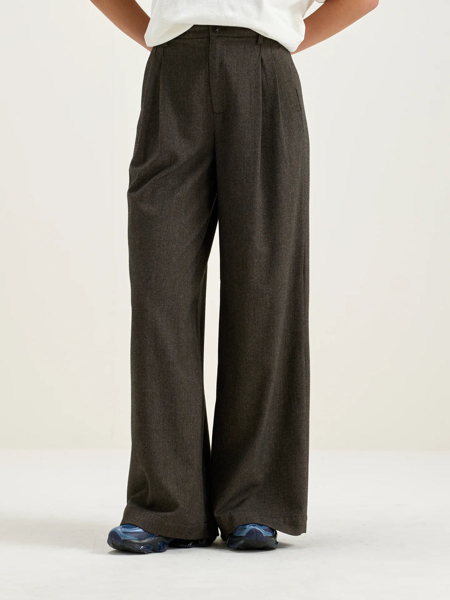 BELLEROSE VOLKERT TROUSERS IN DARK BROWN/EBONY