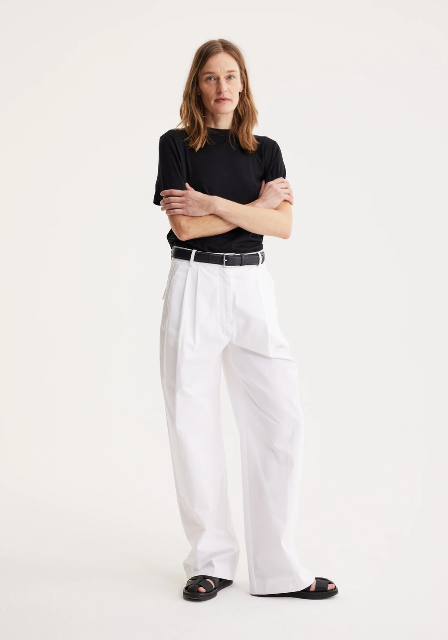 ROHE WIDE LEG PLEATED CHINO IN WHITE