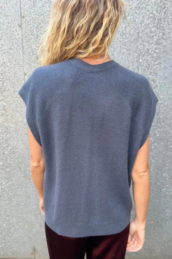 SIAN JACOBS DAISY IN INDIGO