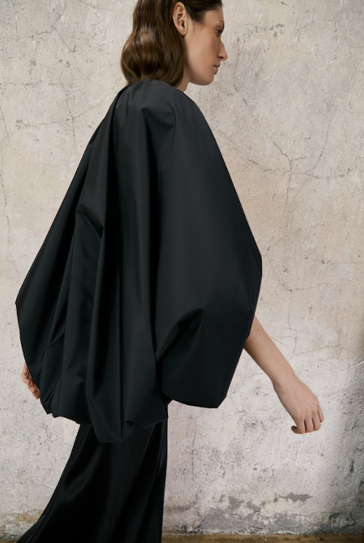 DI STAVNITSER DOHA BLOUSE IN BLACK