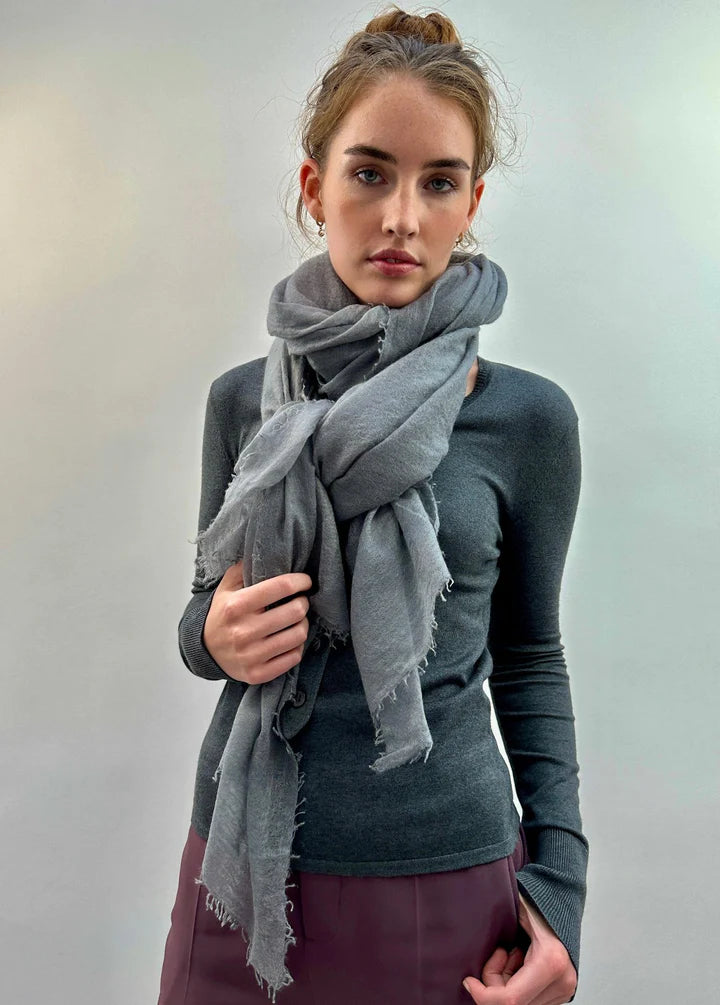 SIAN JACOBS MARMEE CASHMERE SCARF/SHAWL IN STEEL