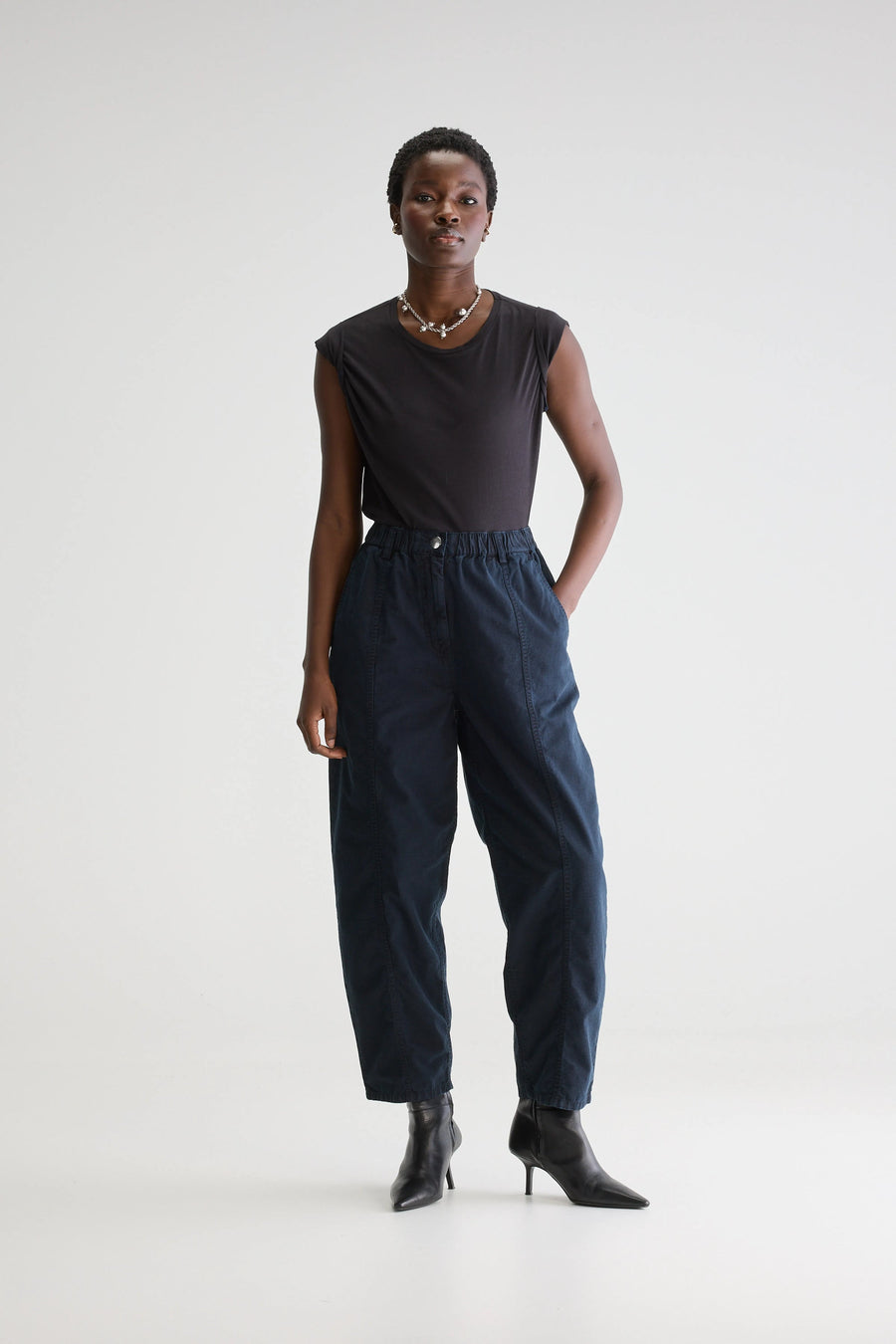 BELLEROSE WESLY TROUSERS IN DARK NAVY