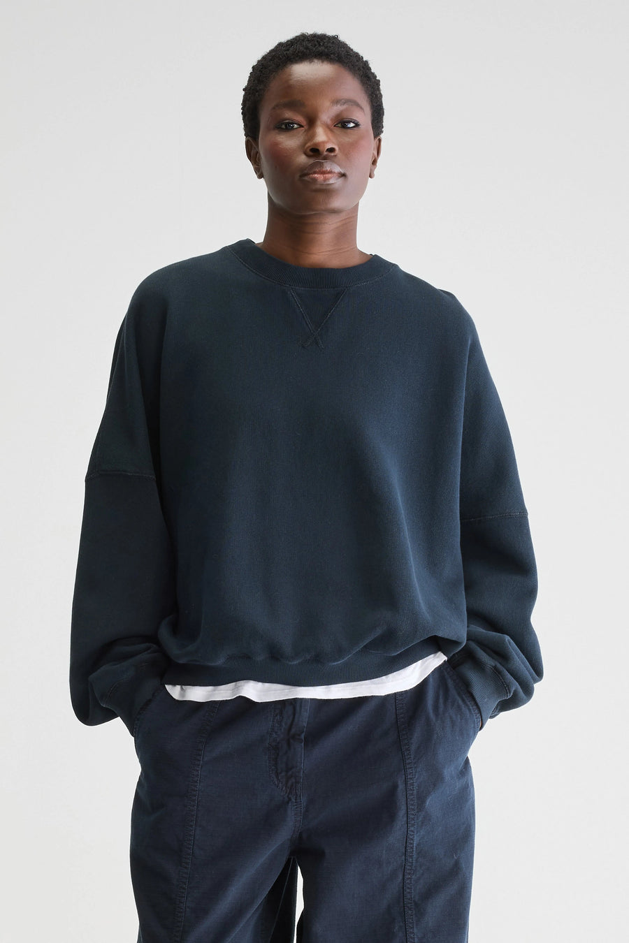 BELLEROSE FLIPO SWEATSHIRT IN NAVY