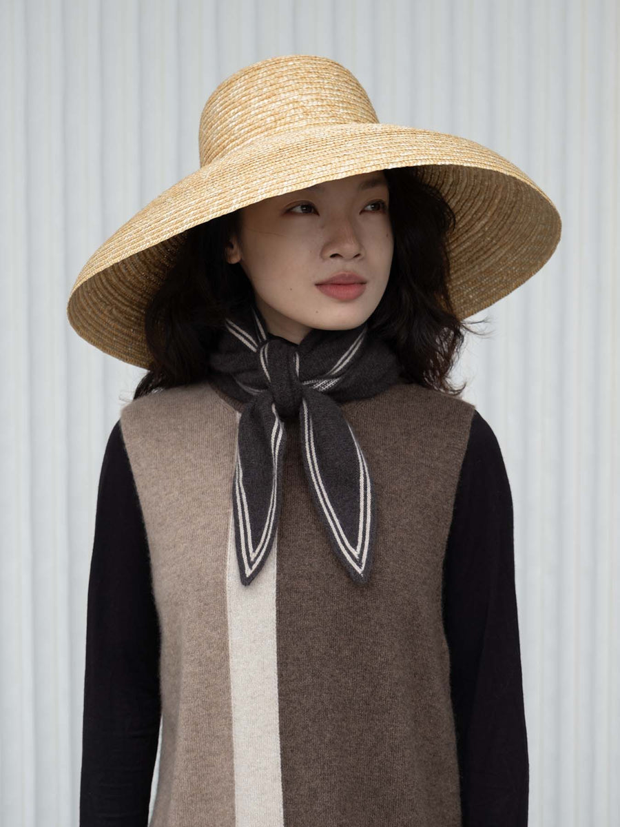 OATS & RICE BRONTE SPINDLE SHAPED KNITTED CASHMERE SCARF IN CACAO