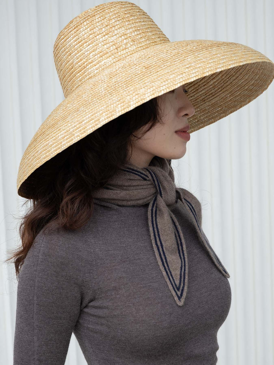 OATS & RICE BRONTE SPINDLE SHAPED KNITTED CASHMERE SCARF IN TAN