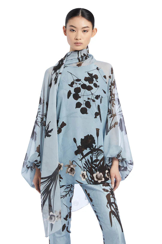 FOR RESTLESS SLEEPERS POLIMNIA BLOUSE IN BLUE WITH FLORAL BOUQUETS