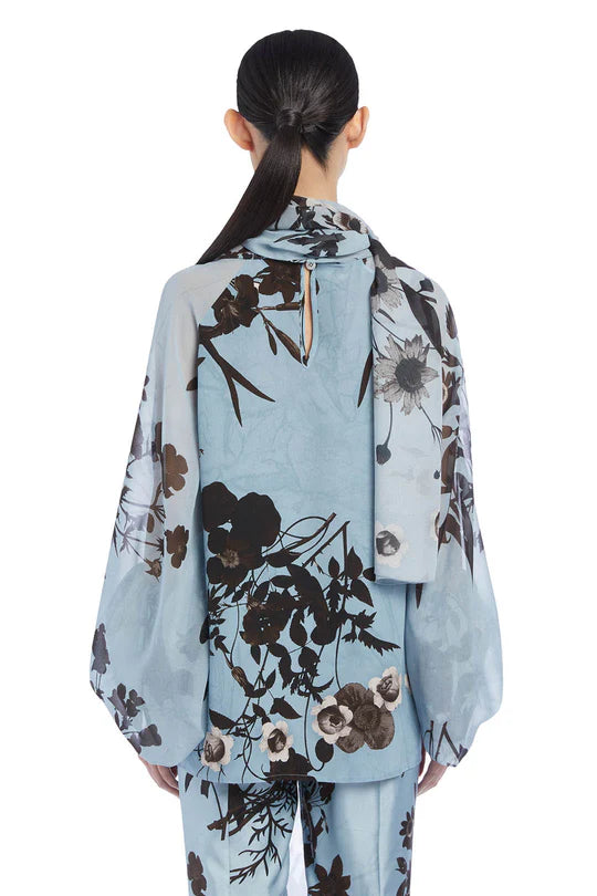 FOR RESTLESS SLEEPERS POLIMNIA BLOUSE IN BLUE WITH FLORAL BOUQUETS