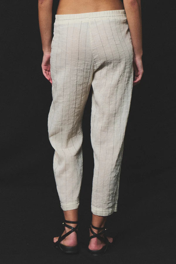 TRANSIT PINSTRIPE CROPPED TROUSERS IN MILK