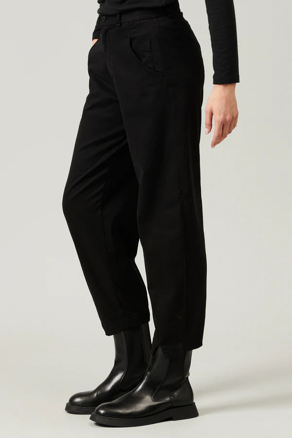 TRANSIT COMFORT FIT PANTS IN BLACK