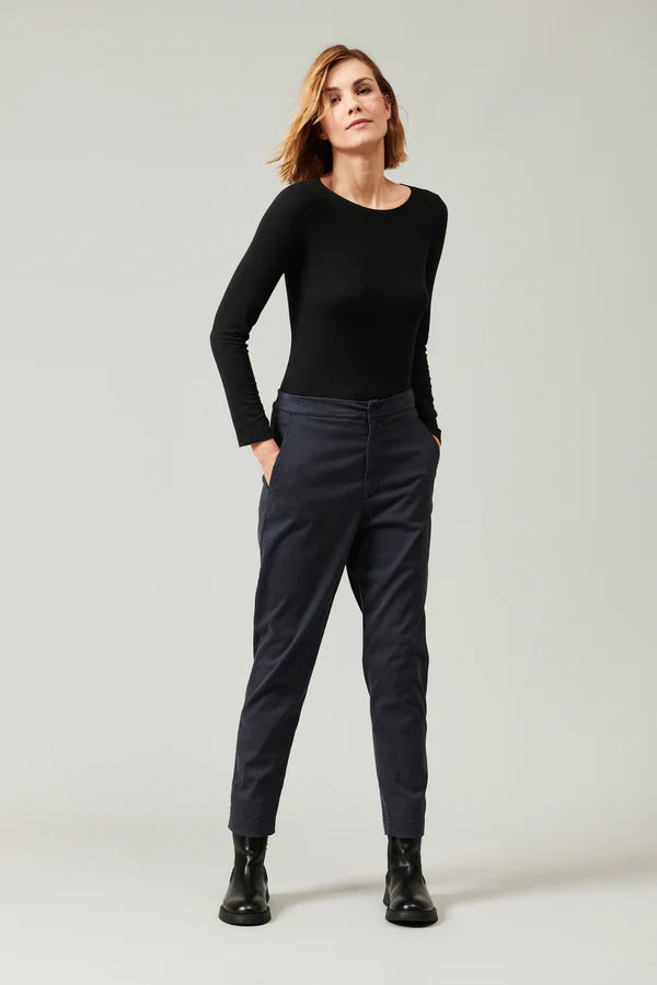 TRANSIT SLIM FIT PANT IN STRETCH COTTON IN NAVY