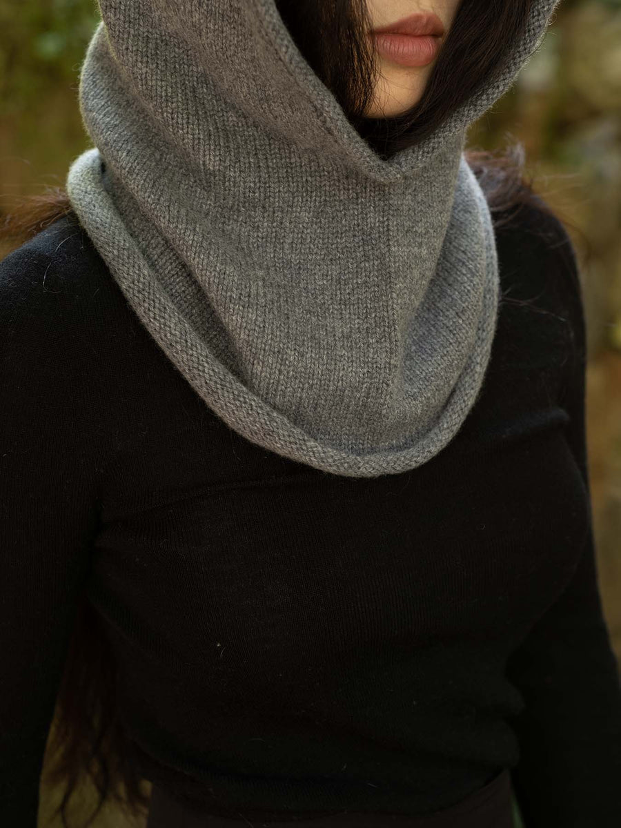 OATS & RICE CASHMERE ROLLED EDGE BALACLAVA IN GREY