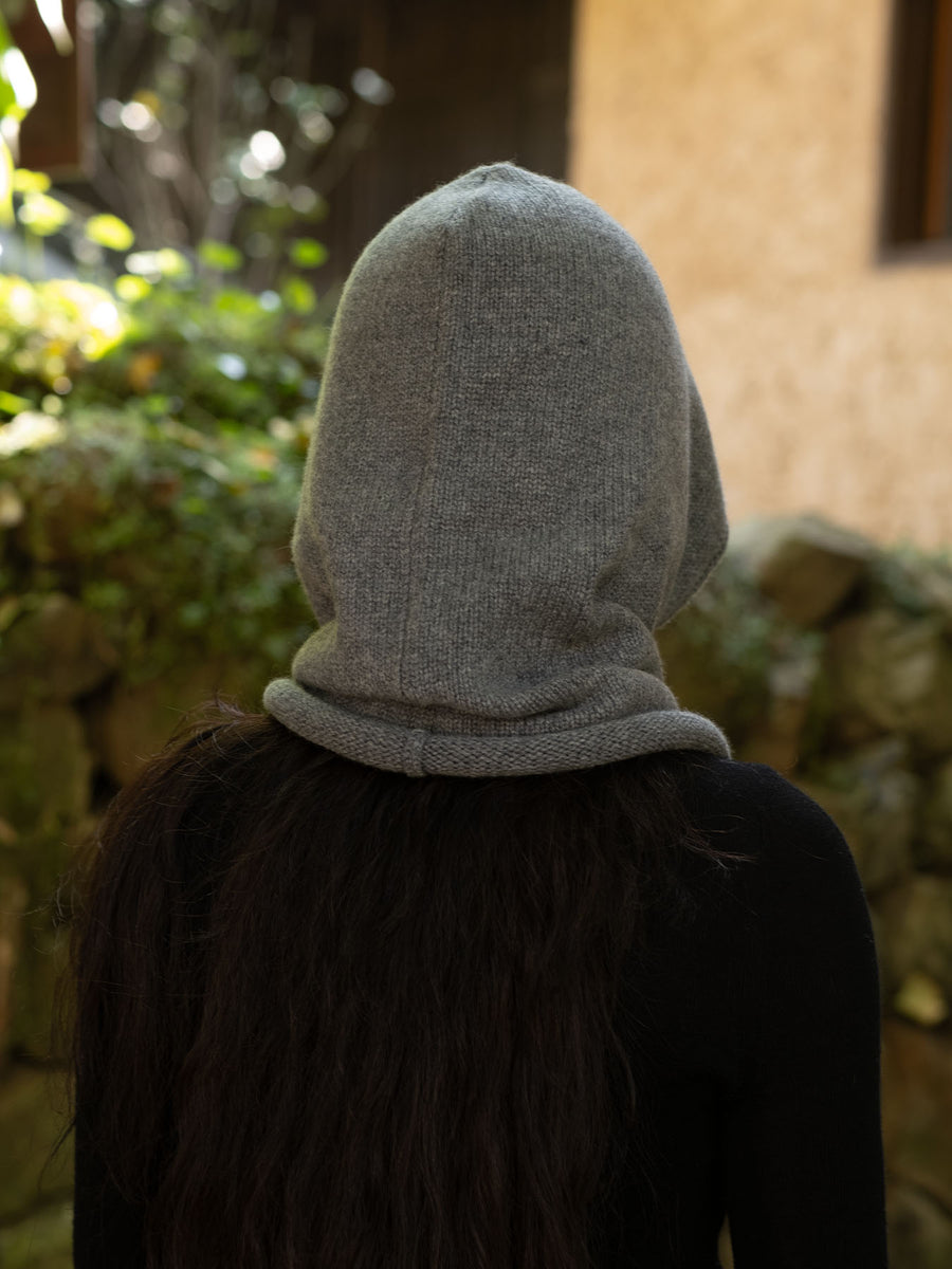 OATS & RICE CASHMERE ROLLED EDGE BALACLAVA IN GREY