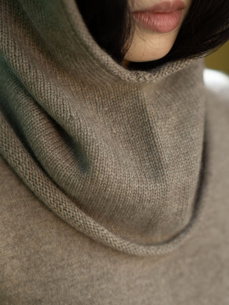 OATS & RICE CASHMERE ROLLED EDGE BALACLAVA IN TAUPE