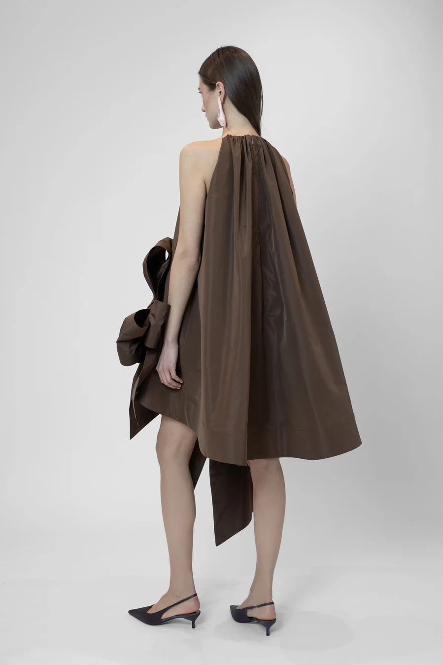 THE 2ND SKIN BROWN MINI SLEEVELESS TAFFETA DRESS WITH BOWS