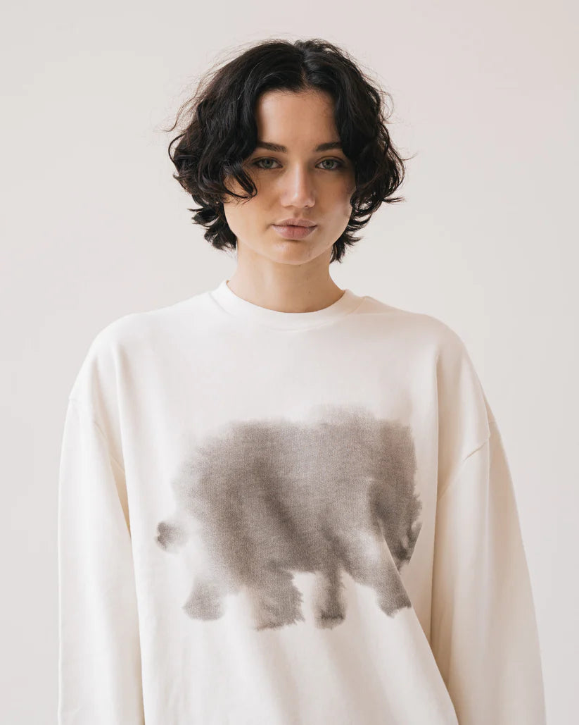 WILD ANIMALS ELEPHANT BUTTERFLY SWEATSHIRT IN OFF-WHITE