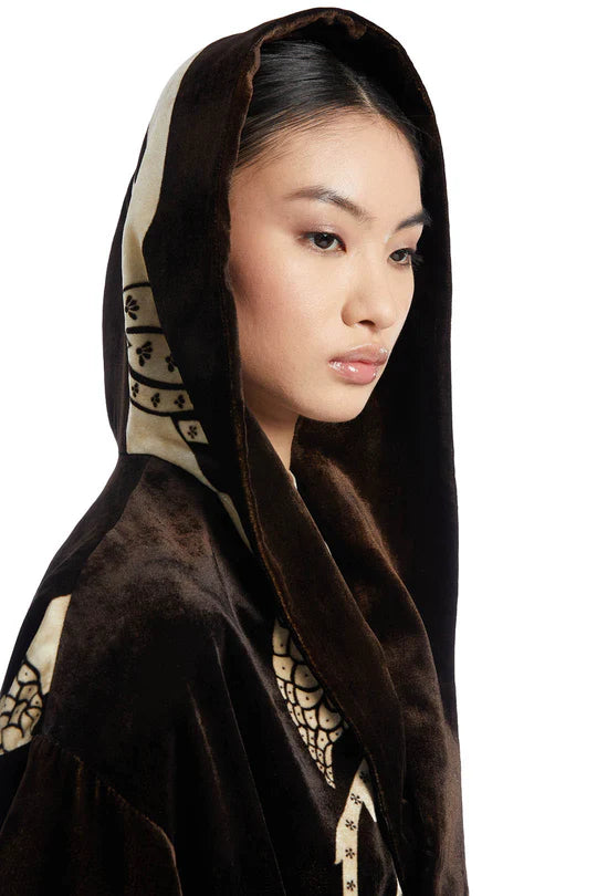 FOR RESTLESS SLEEPERS  EUTERPE IN BROWN VELVET