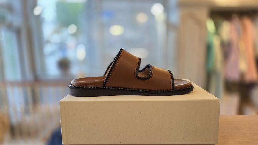 DEAR FRANCES BRAIDED SLIDE