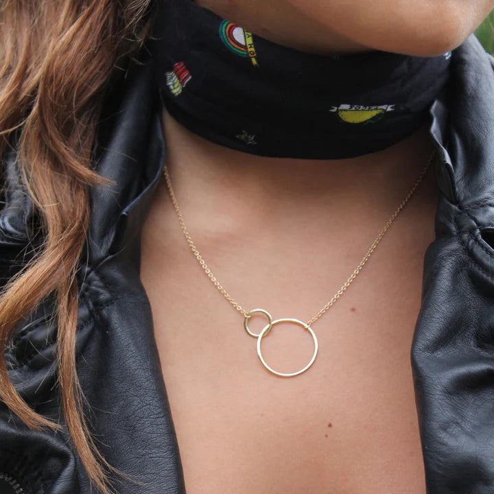 MARY K LARGE 2 CIRCLE NECKLACE