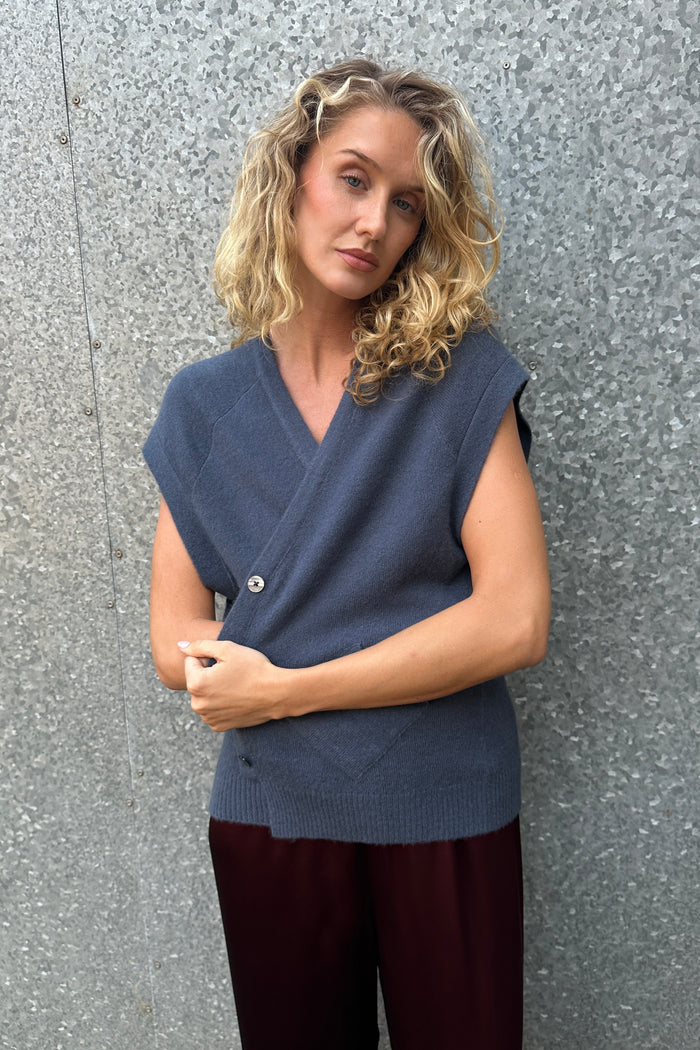 SIAN JACOBS DAISY IN INDIGO