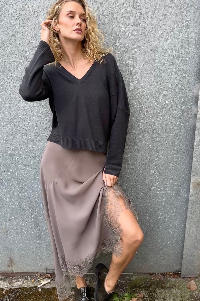 SIAN JACOBS BRIANA IN NIGHTSHADE