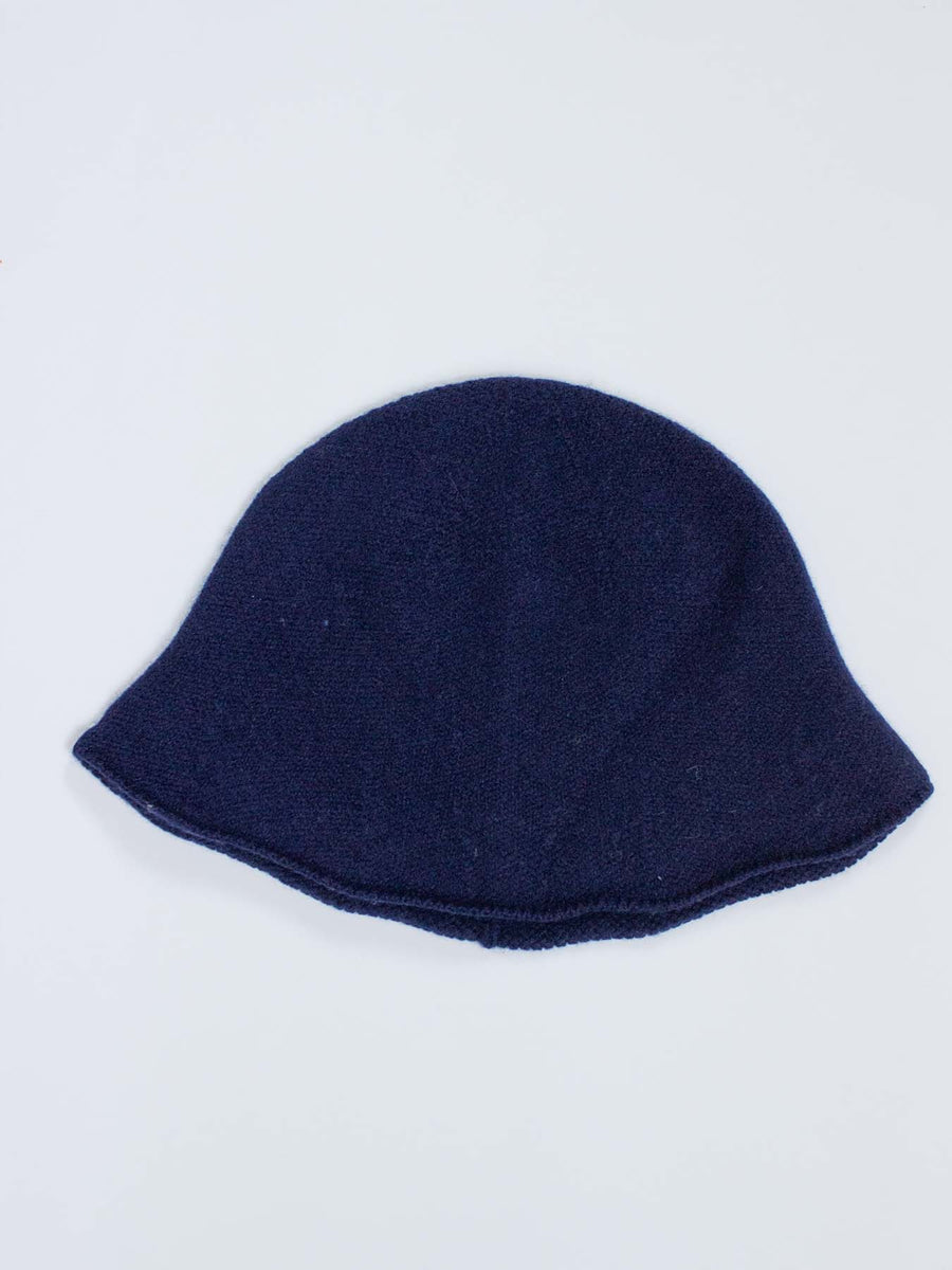 OATS & RICE NAVY CASHMERE BUCKET HAT